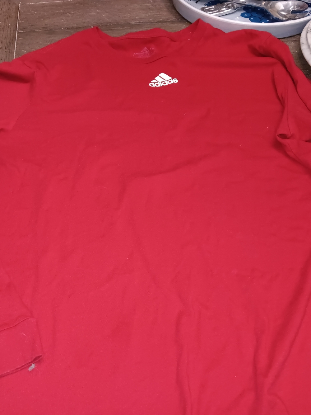 Mens Suze XXL, Adidas Red Long Sleeve Crew with Center Logo